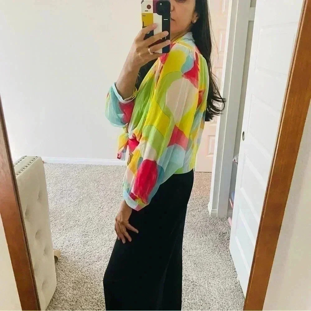 chiffon Blouse - Picture 2 of 5